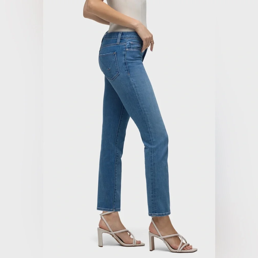 Hudson Nico Straight Jeans - size 30 - Picture 2 of 7
